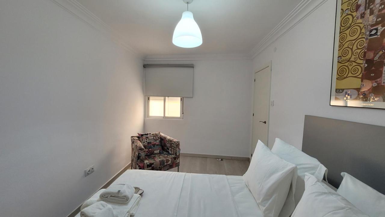 Apartaments B O D Collblanc L’Hospitalet de Llobregat Exterior foto