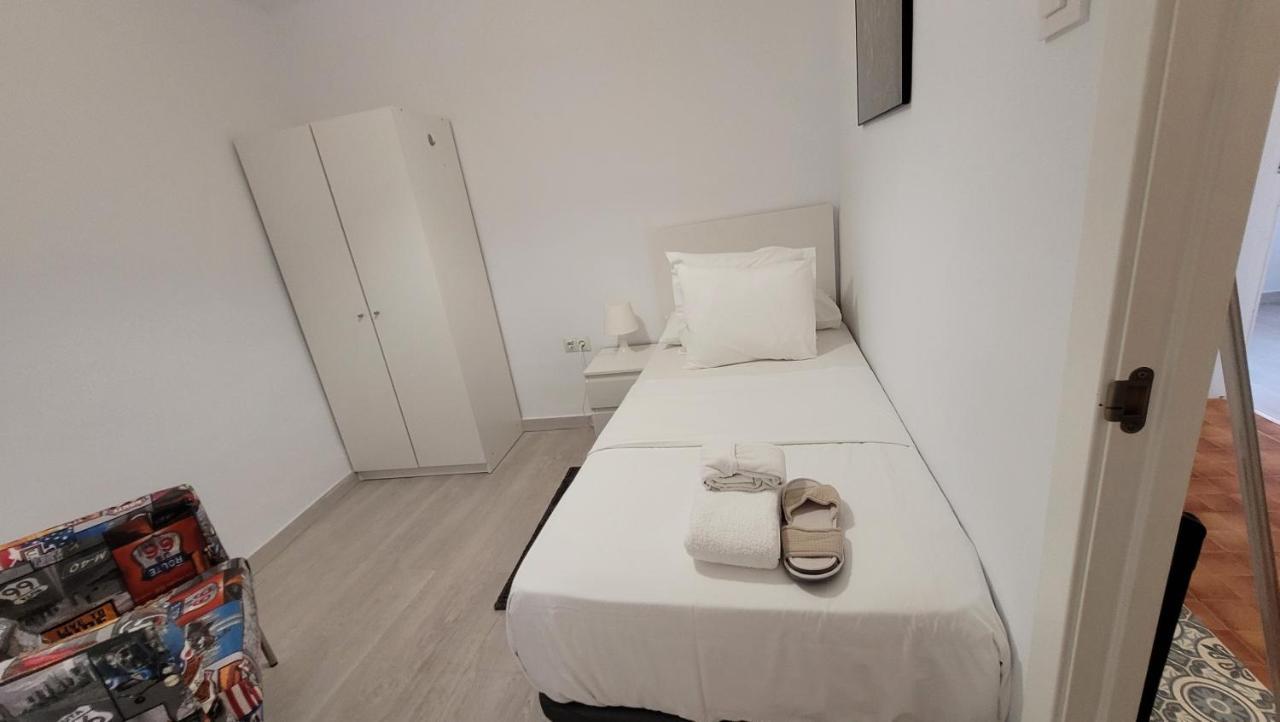 Apartaments B O D Collblanc L’Hospitalet de Llobregat Exterior foto